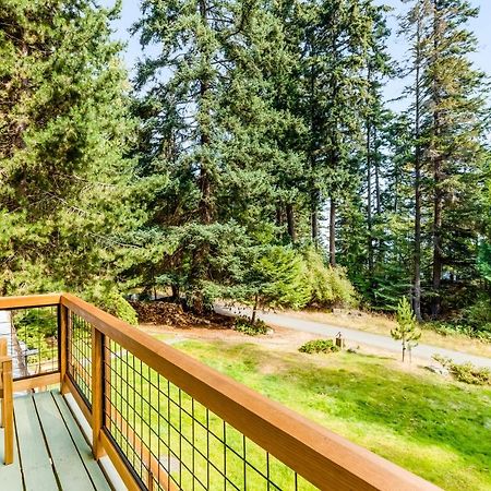 Tall Cedars Cabin By The Water Eastsound Εξωτερικό φωτογραφία