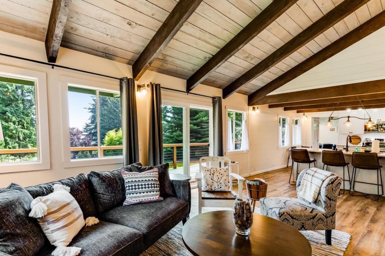 Tall Cedars Cabin By The Water Eastsound Εξωτερικό φωτογραφία
