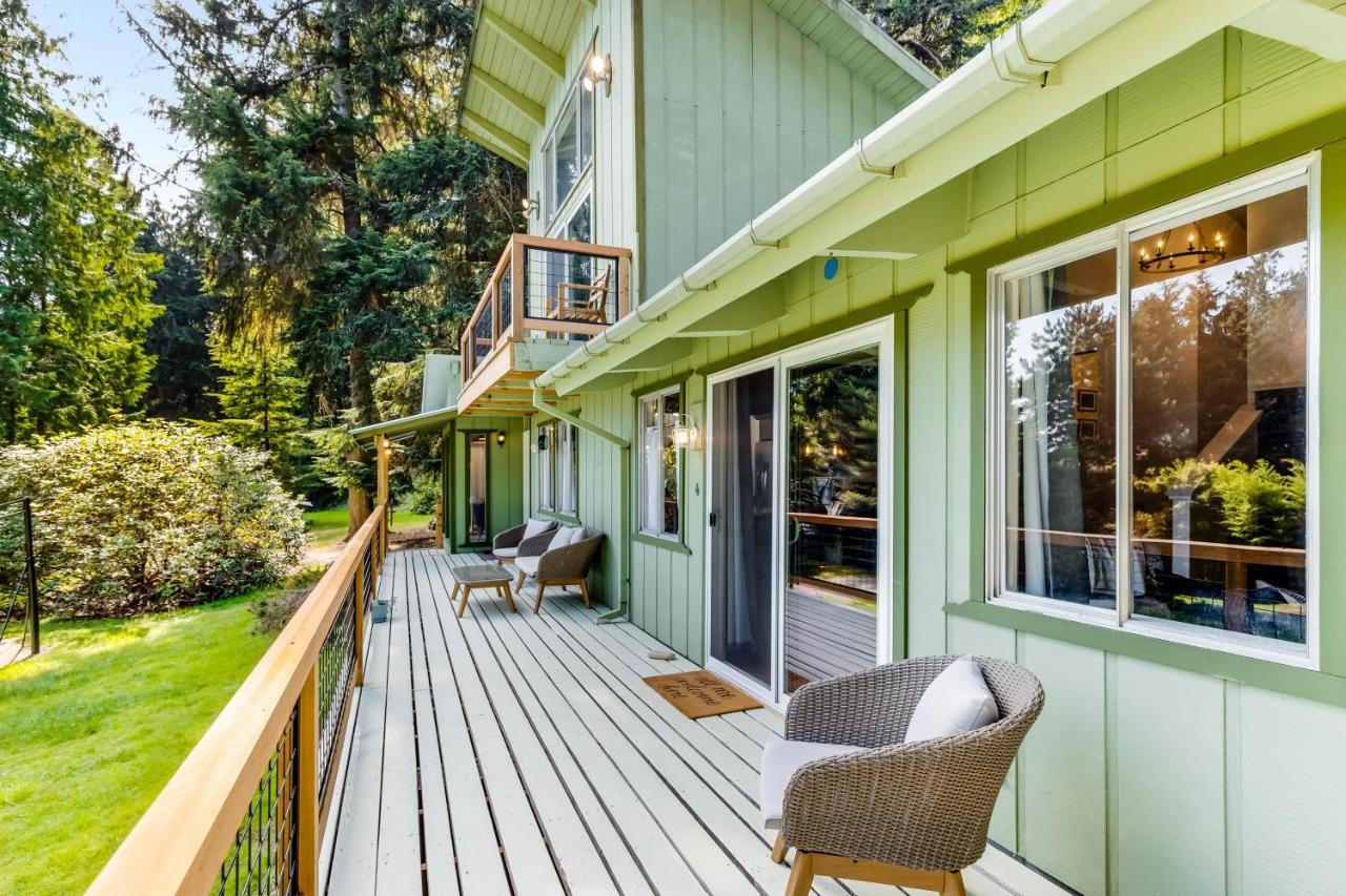 Tall Cedars Cabin By The Water Eastsound Εξωτερικό φωτογραφία