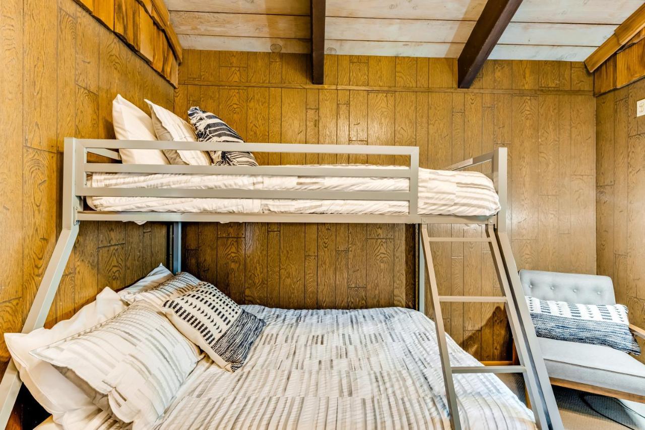 Tall Cedars Cabin By The Water Eastsound Εξωτερικό φωτογραφία